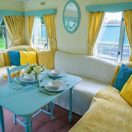 Wind In The Willows: Sleeps 4, Kitchen, Bathroom, Lounge, Wifi Napton on The Hill Exteriör bild