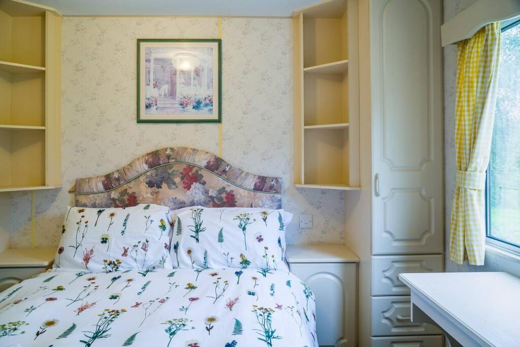 Wind In The Willows: Sleeps 4, Kitchen, Bathroom, Lounge, Wifi Napton on The Hill Exteriör bild