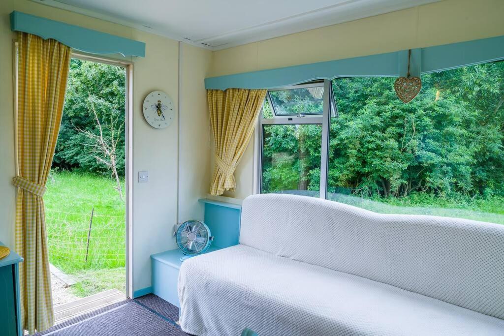 Wind In The Willows: Sleeps 4, Kitchen, Bathroom, Lounge, Wifi Napton on The Hill Exteriör bild